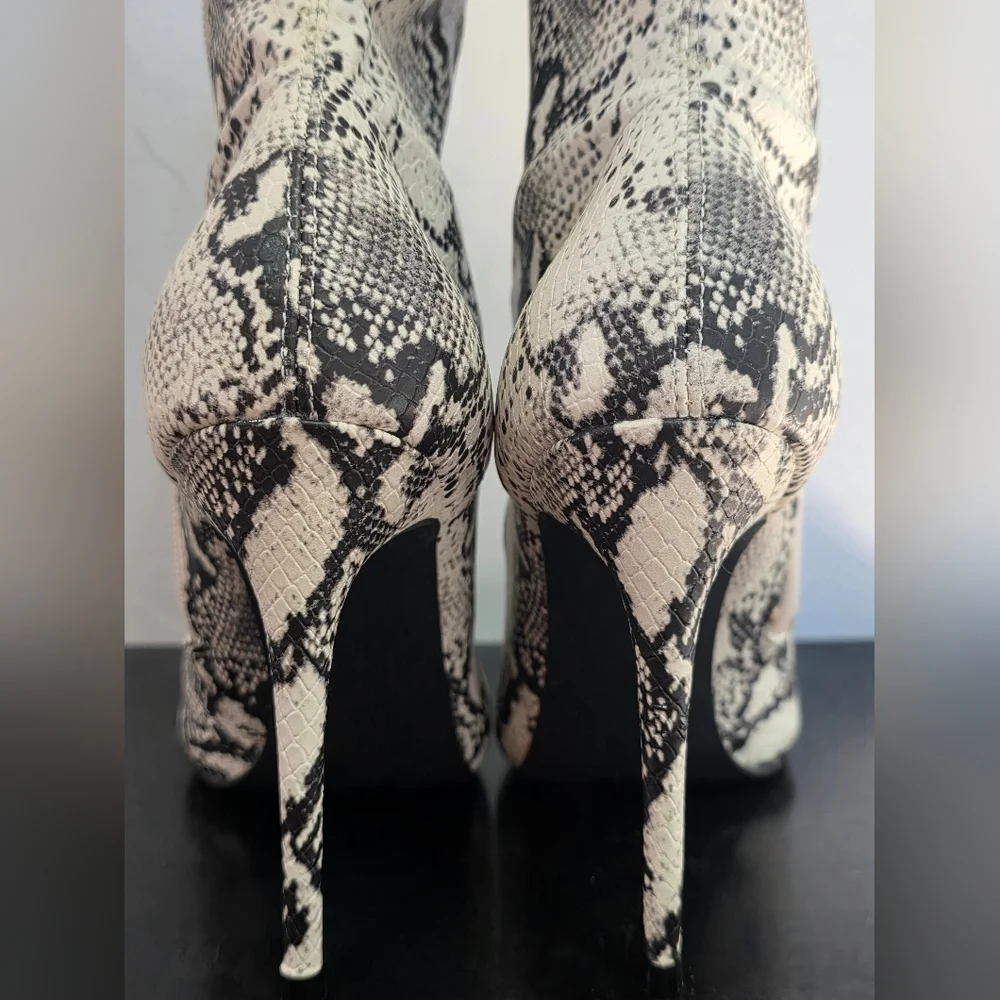 BRAND NEW Steve Madden Daffy Snakeskin Ankle Boots Stiletto Heel Pointed Toe 6.5 - Picture 11 of 16